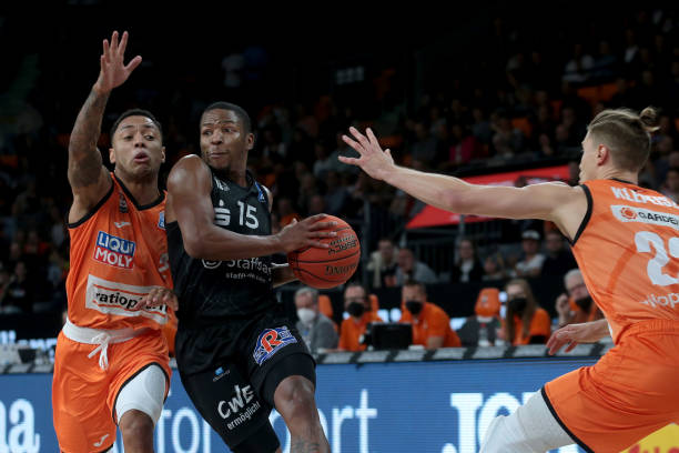 验丰富的意 验丰富的意